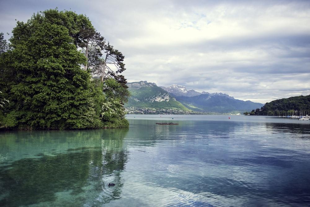 Greet Hotel Annecy Cran-Gevrier Exterior photo